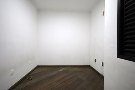 Casa para alugar com 150m², 2 quartos e 2 vagasQuarto 1
