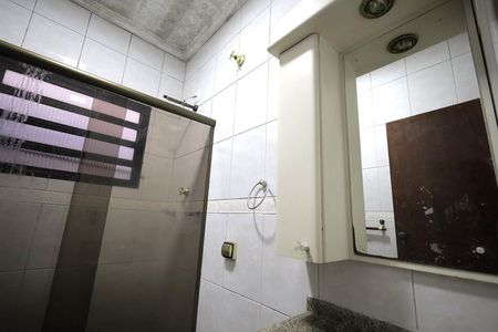 Casa para alugar com 150m², 2 quartos e 2 vagasBanheiro