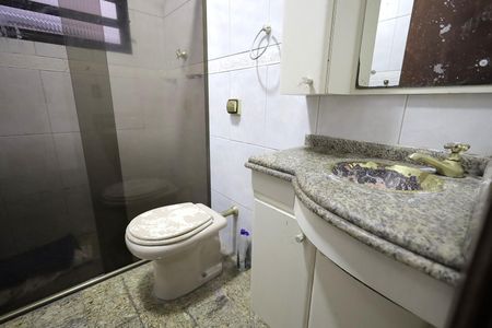 Banheiro de casa para alugar com 2 quartos, 150m² em Parque Oratório, Santo André