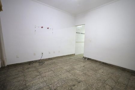 Sala de casa para alugar com 2 quartos, 150m² em Parque Oratório, Santo André