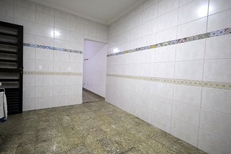 Casa para alugar com 150m², 2 quartos e 2 vagasCozinha
