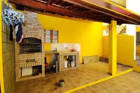 Casa para alugar com 157m², 3 quartos e 2 vagas Casa para alugar com 157m², 3 quartos e 2 vagasChurrasqueira