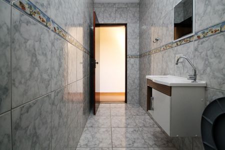 Casa para alugar com 157m², 3 quartos e 2 vagas Casa para alugar com 157m², 3 quartos e 2 vagasBanheiro