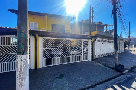 Casa para alugar com 157m², 3 quartos e 2 vagas Casa para alugar com 157m², 3 quartos e 2 vagasFachada