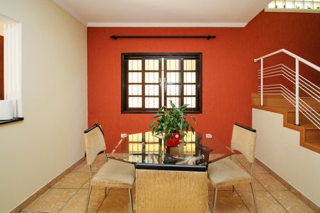 Casa para alugar com 157m², 3 quartos e 2 vagas Casa para alugar com 157m², 3 quartos e 2 vagasSala de Jantar