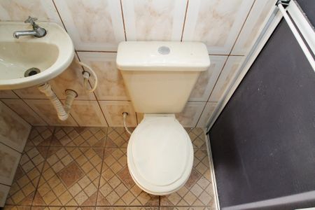 Casa para alugar com 157m², 3 quartos e 2 vagas Casa para alugar com 157m², 3 quartos e 2 vagasBanheiro Salão de Festas
