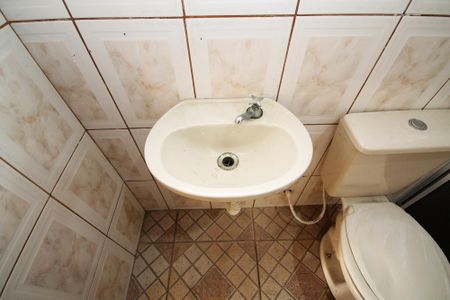 Casa para alugar com 157m², 3 quartos e 2 vagas Casa para alugar com 157m², 3 quartos e 2 vagasBanheiro Salão de Festas