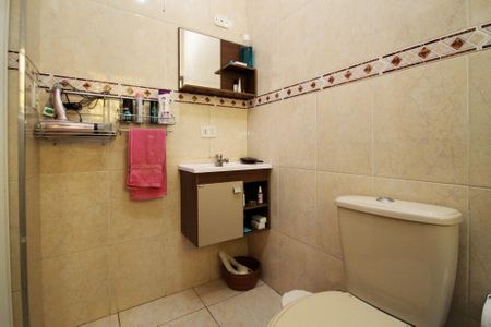 Casa para alugar com 157m², 3 quartos e 2 vagas Casa para alugar com 157m², 3 quartos e 2 vagasBanheiro Suíte