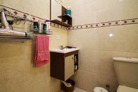 Casa para alugar com 157m², 3 quartos e 2 vagas Casa para alugar com 157m², 3 quartos e 2 vagasBanheiro Suíte