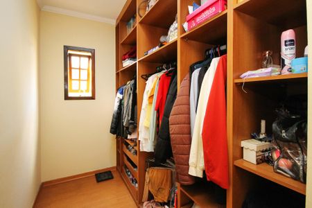 Casa para alugar com 157m², 3 quartos e 2 vagas Casa para alugar com 157m², 3 quartos e 2 vagasCloset Suíte