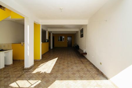 Casa para alugar com 157m², 3 quartos e 2 vagas Casa para alugar com 157m², 3 quartos e 2 vagasSalão de Festas