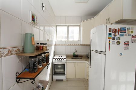Apartamento à venda com 90m², 3 quartos e 2 vagasCozinha