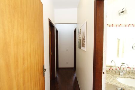 Apartamento à venda com 90m², 3 quartos e 2 vagasCorredor