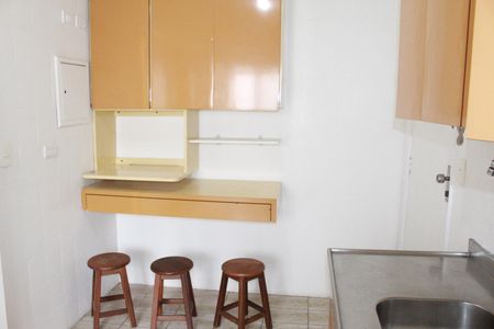Apartamento para alugar com 80m², 2 quartos e 1 vagaCozinha