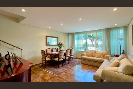 Sala de casa para alugar com 3 quartos, 194m² em Vila Anglo Brasileira, São Paulo