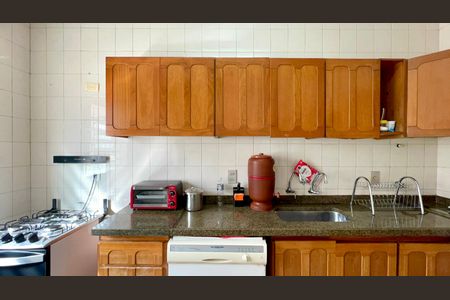 Casa para alugar com 194m², 3 quartos e 3 vagasCozinha