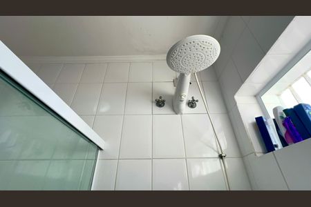 Casa para alugar com 194m², 3 quartos e 3 vagasBanheiro social