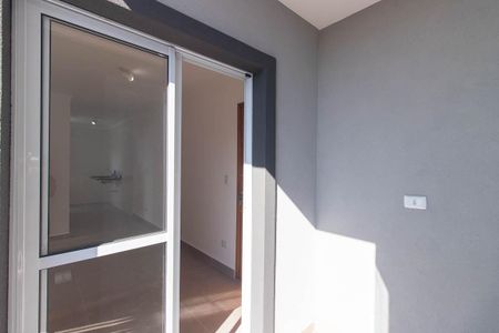 Apartamento para alugar com 39m², 2 quartos e sem vaga Apartamento para alugar com 39m², 2 quartos e sem vagaSacada