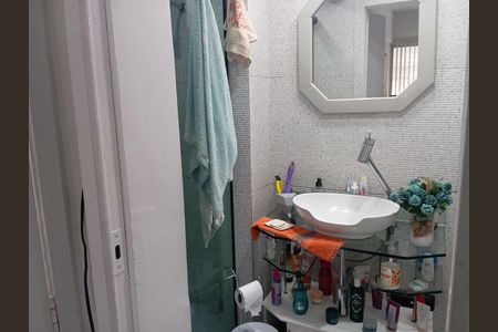 Apartamento à venda com 66m², 2 quartos e 1 vagaBanheiro 