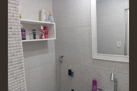 Apartamento à venda com 66m², 2 quartos e 1 vagaBanheiro 