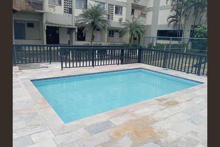 Apartamento à venda com 66m², 2 quartos e 1 vagaÁrea comum - Piscina