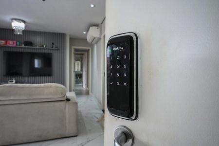 Apartamento à venda com 87m², 2 quartos e 2 vagasFechadura Eletrônica