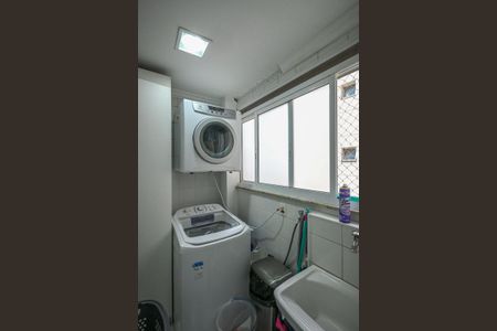 Apartamento à venda com 87m², 2 quartos e 2 vagasÁrea de Serviço 