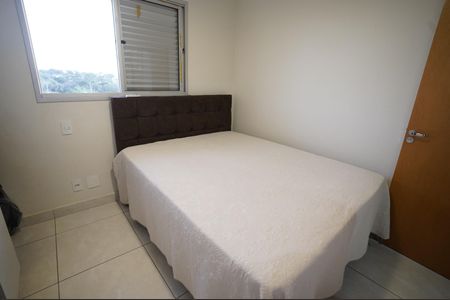 Casa de condomínio à venda com 126m², 3 quartos e 4 vagas