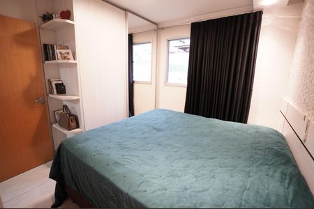 Casa de condomínio à venda com 126m², 3 quartos e 4 vagas