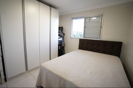 Casa de condomínio à venda com 126m², 3 quartos e 4 vagas