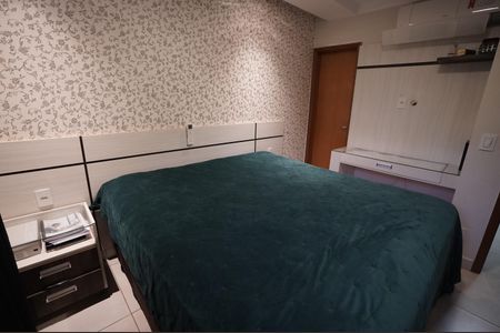 Casa de condomínio à venda com 126m², 3 quartos e 4 vagas