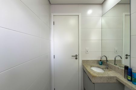 Apartamento para alugar com 54m², 1 quarto e 1 vaga Apartamento para alugar com 54m², 1 quarto e 1 vagaBanheiro da Suíte
