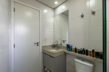 Apartamento para alugar com 54m², 1 quarto e 1 vaga Apartamento para alugar com 54m², 1 quarto e 1 vagaBanheiro da Suíte