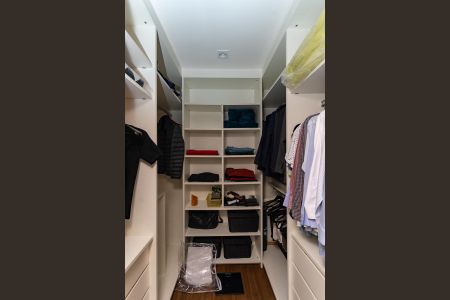 Apartamento para alugar com 93m², 2 quartos e 2 vagas Apartamento para alugar com 93m², 2 quartos e 2 vagasCloset Quarto 2 Suíte