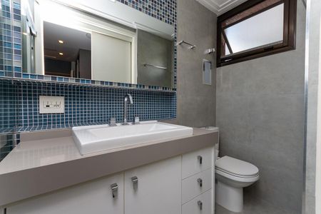Apartamento para alugar com 93m², 2 quartos e 2 vagas Apartamento para alugar com 93m², 2 quartos e 2 vagasBanheiro do quarto 1 Suíte