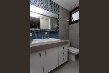 Apartamento para alugar com 93m², 2 quartos e 2 vagas Apartamento para alugar com 93m², 2 quartos e 2 vagasBanheiro do quarto 1 Suíte