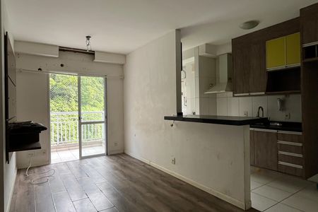 Apartamento para alugar com 62m², 2 quartos e sem vagaSala