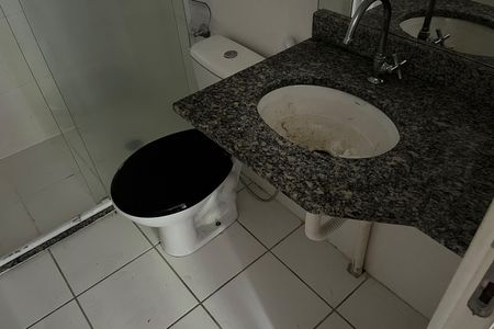 Apartamento para alugar com 62m², 2 quartos e sem vagaBanheiro da Suíte