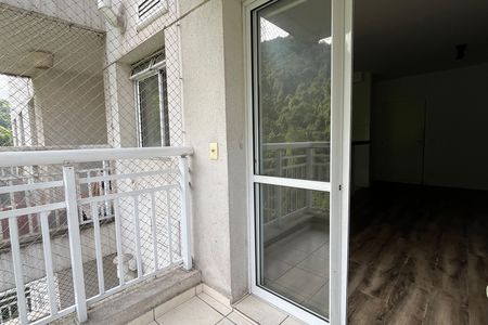 Apartamento para alugar com 62m², 2 quartos e sem vagaVaranda da Sala