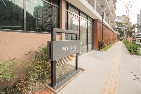 Studio à venda com 29m², 1 quarto e sem vaga Studio à venda com 29m², 1 quarto e sem vagaFrente