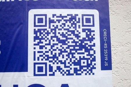 Apartamento à venda com 80m², 2 quartos e 2 vagasQR Code LFWN-310