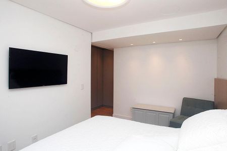 Apartamento à venda com 80m², 2 quartos e 2 vagasQuarto 1 Suíte