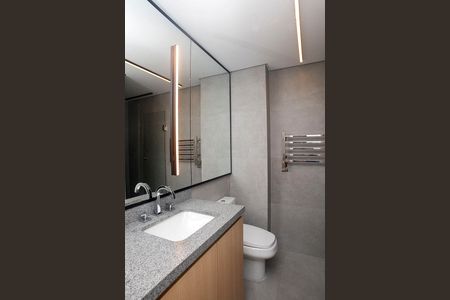 Apartamento à venda com 80m², 2 quartos e 2 vagasBanheiro 2