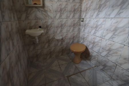 Banheiro de casa para alugar com 1 quarto, 40m² em Vila Bela, São Paulo
