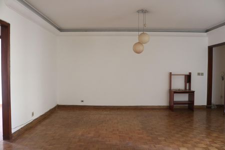 Apartamento para alugar com 168m², 3 quartos e sem vagaSala