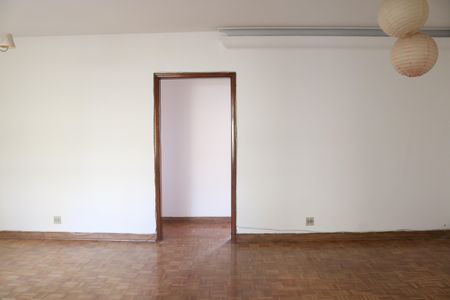 Apartamento para alugar com 168m², 3 quartos e sem vagaSala