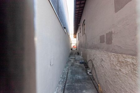 Casa à venda com 360m², 3 quartos e 3 vagas Casa à venda com 360m², 3 quartos e 3 vagasCorredor