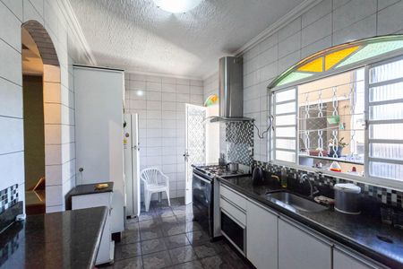 Casa à venda com 360m², 3 quartos e 3 vagas Casa à venda com 360m², 3 quartos e 3 vagasCozinha