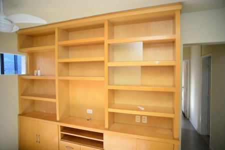 Sala de apartamento para alugar com 2 quartos, 50m² em Itanhangá, Rio de Janeiro