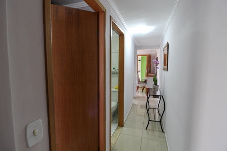 Apartamento à venda com 45m², 2 quartos e 1 vaga Apartamento à venda com 45m², 2 quartos e 1 vagaCorredor